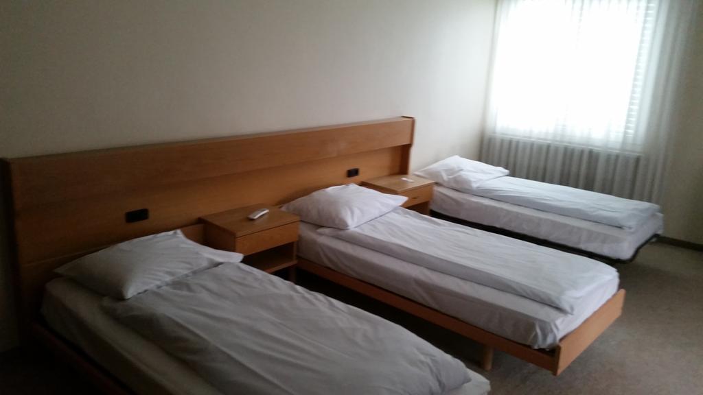 Hotel Mare & Monti Bassersdorf Buitenkant foto