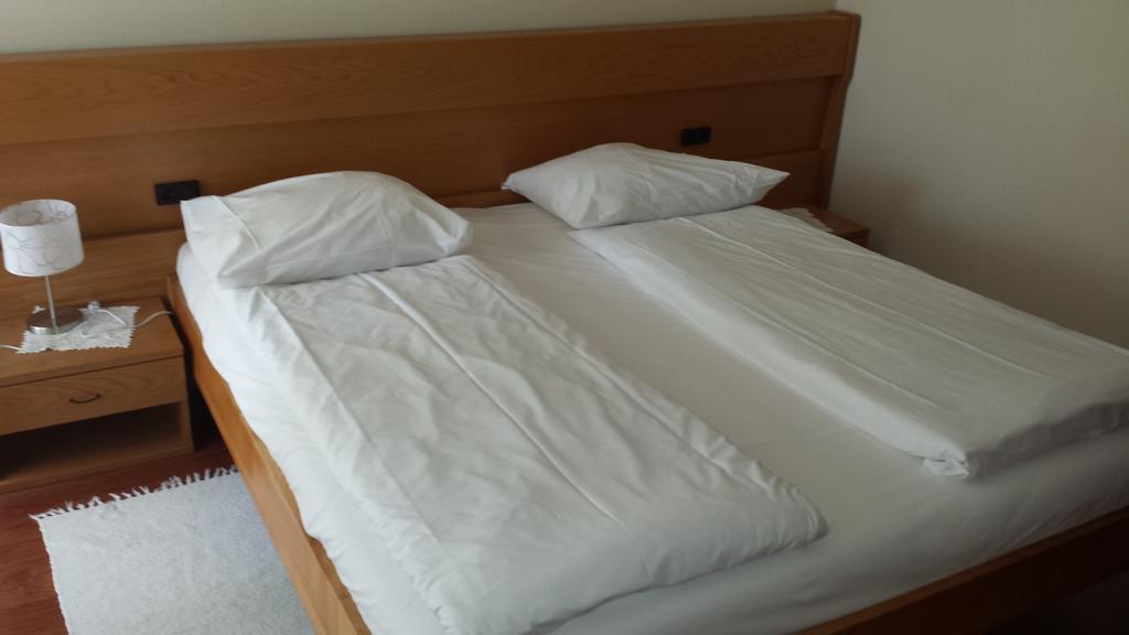 Hotel Mare & Monti Bassersdorf Buitenkant foto
